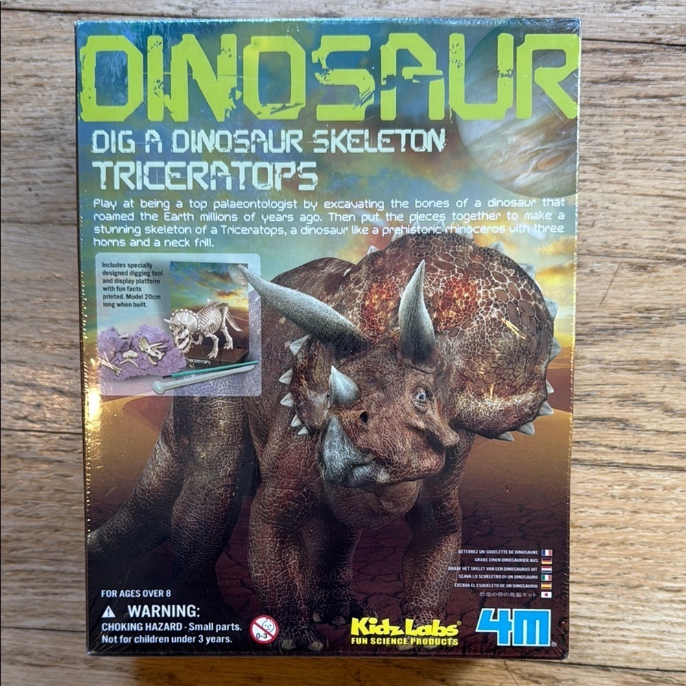 Dinosaur Excavation Kit - Triceratops